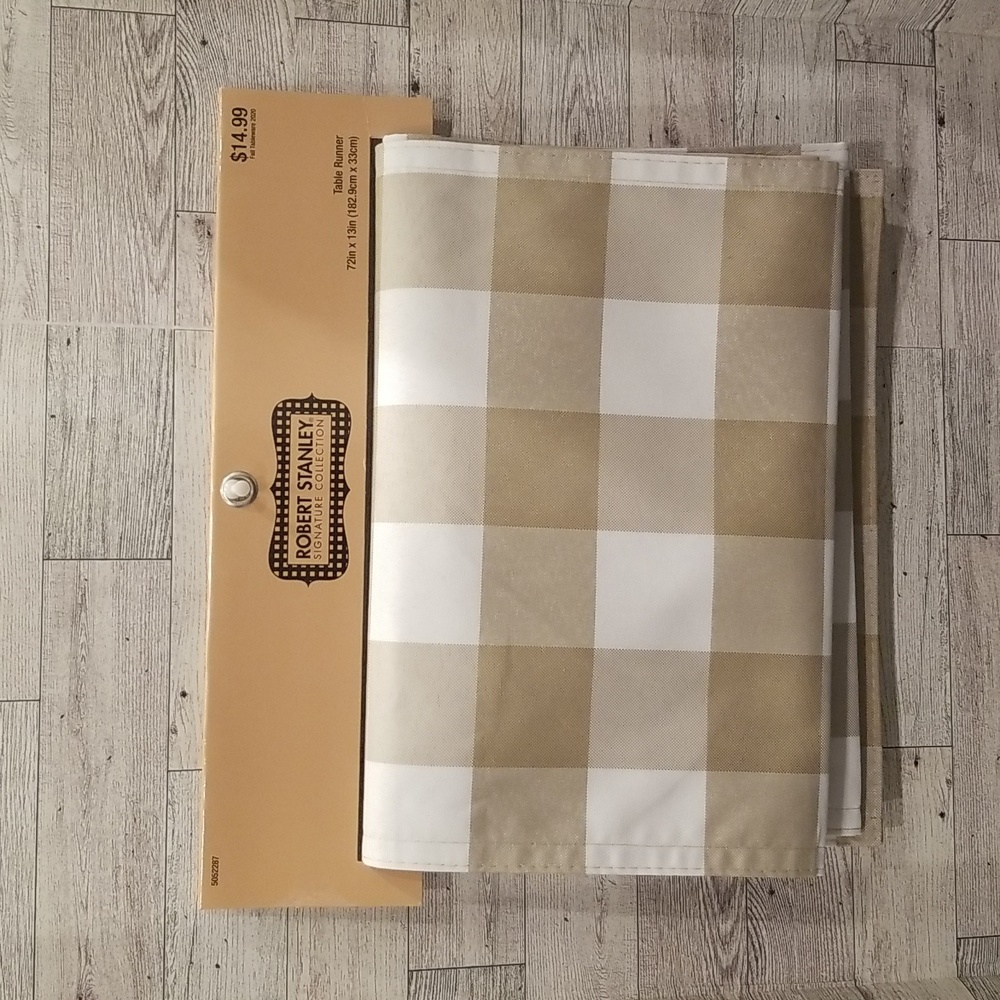 Cream Buffalo Cottage Table Runner